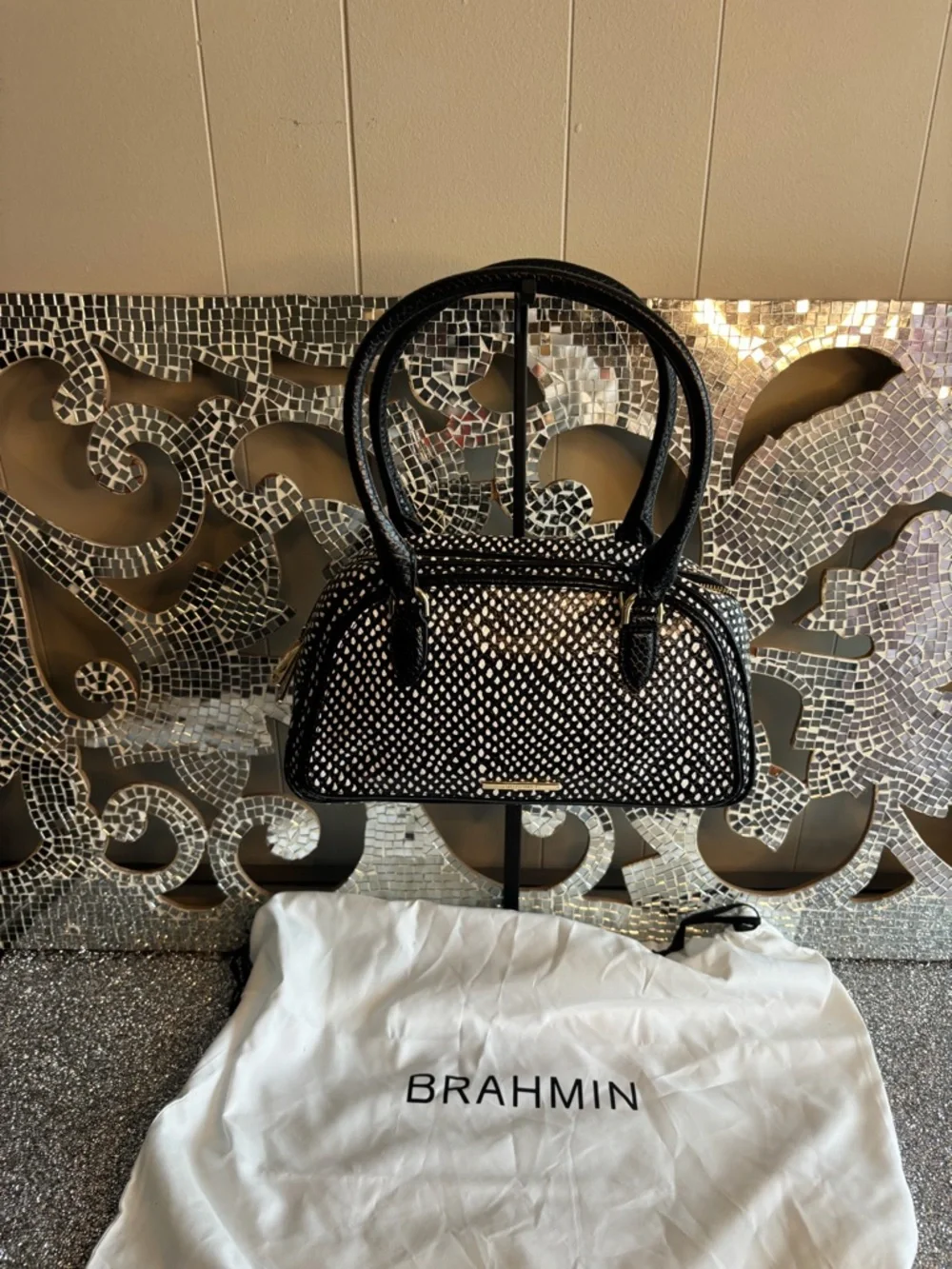 🌟Brahmin Glorieta leather shoulder bag black and‎ white purse🌟 NWT